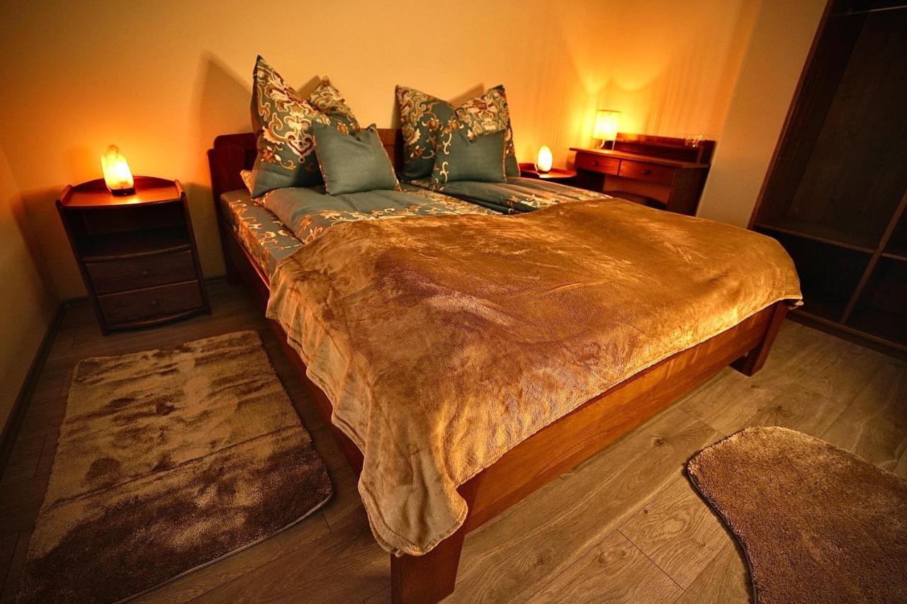 Bacchus Pub Es Panzio Bed & Breakfast Dunaharaszti Exterior foto